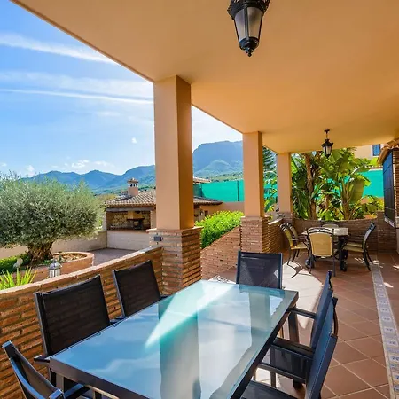 La Paca Villa
