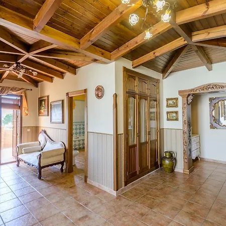 La Paca Villa Coín